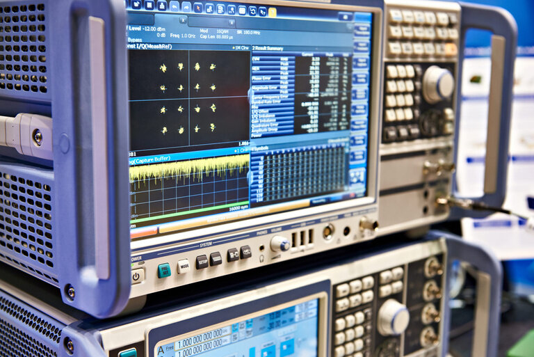 RF spectrum analyser and signal measurement equipment used for Arctic Space RF surveys.